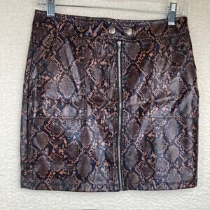 Shinestar-Brown Faux Leather Snakeskin Mini-Skirt, Unlined